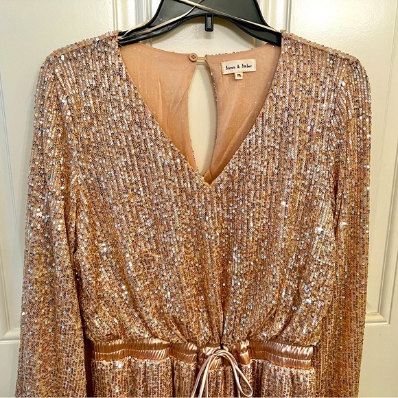 Blush sequin jogger jumpsuit. - Picture 2 of 7